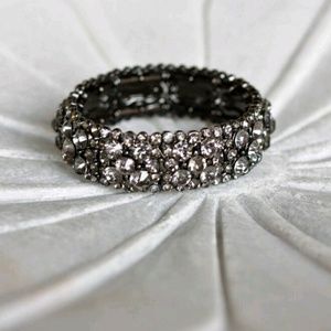 Costume stretch bracelet